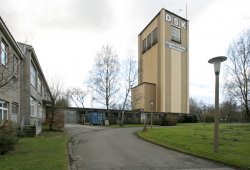 av6
