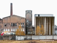 Neusser Hütte, Koppers: Ein in den frühen 2000ern noch existierendes Alt-Gebäude der frühen Neusser Industrie