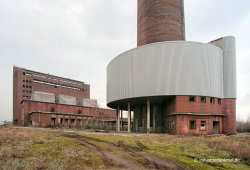 Die Kaue am Kamin der Sinteranlage Duisburg Meiderich / Beeck